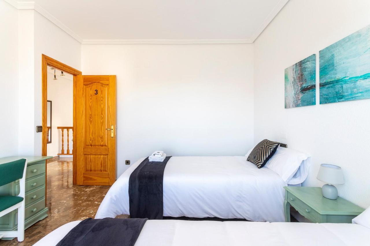 Casa Las Rosas Iniesta 外观 照片